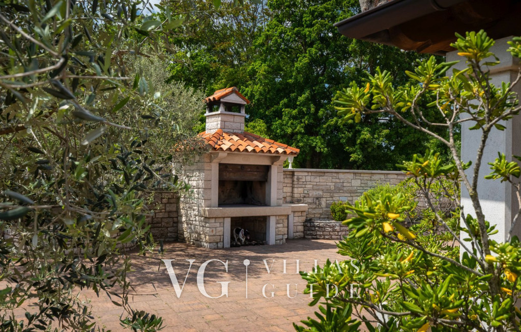 Casa Mate Additional content