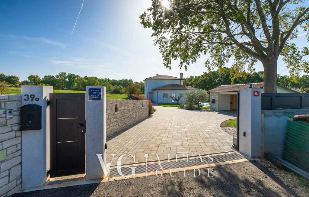 Villa Grgo Garten und Außenbereich