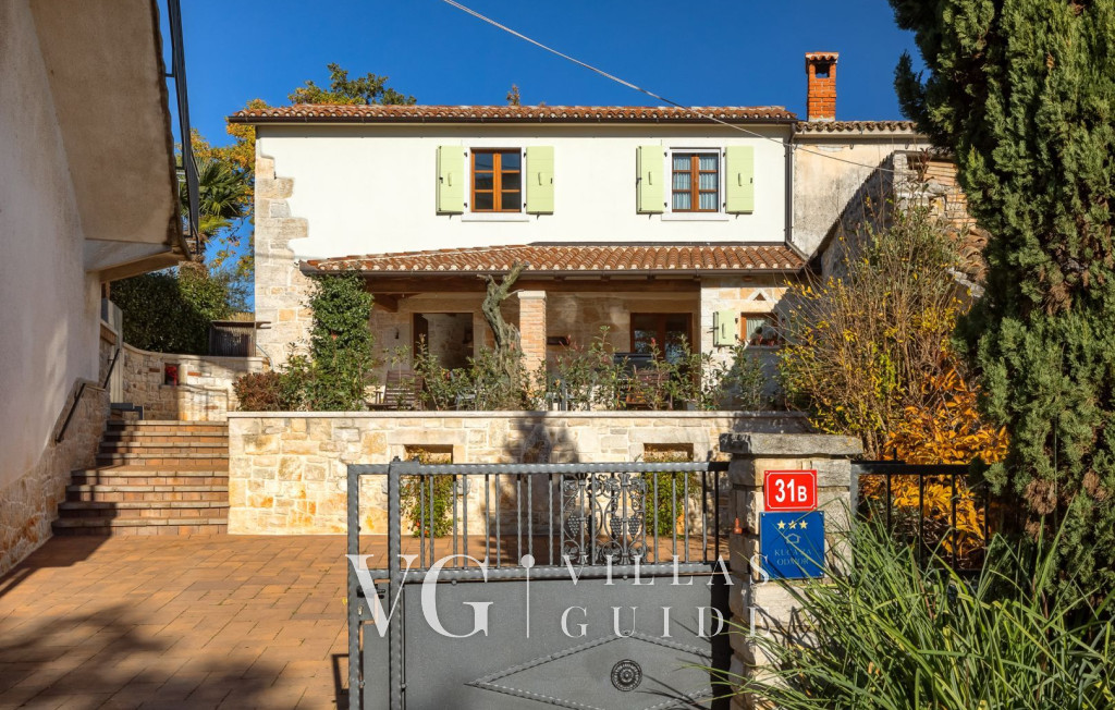 Villa Banko Garden and property exterior