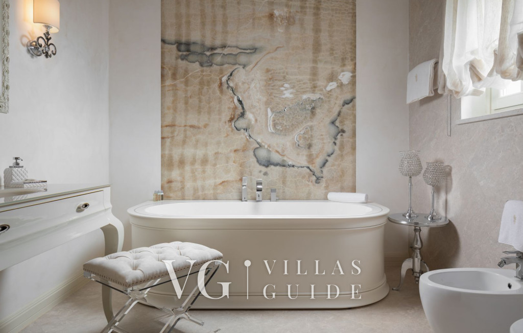 Villa Claretta Bathroom