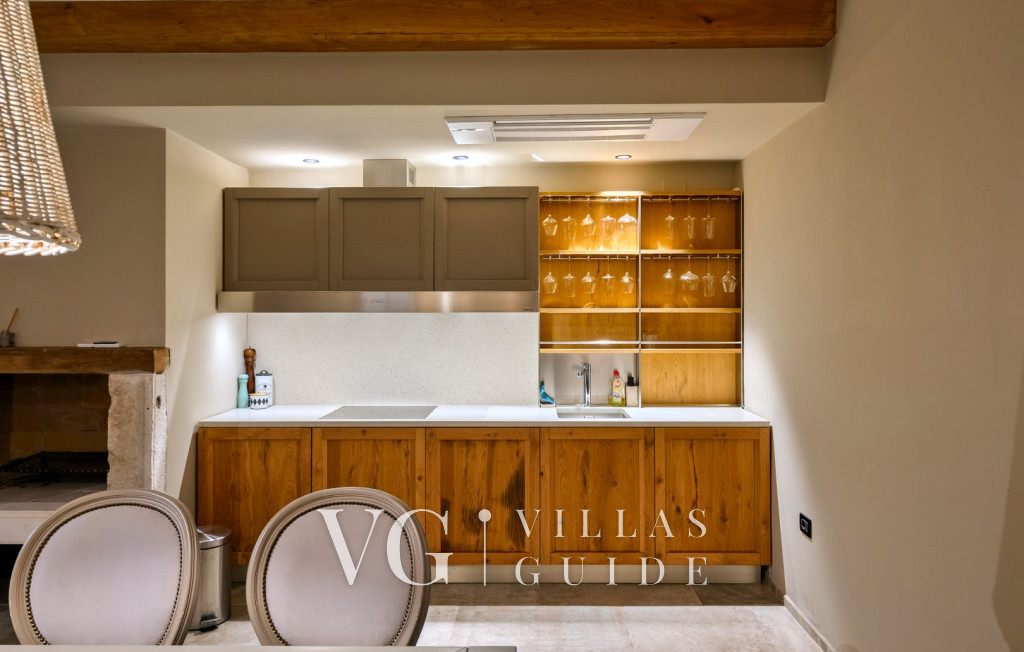 Stancija Katarina di Maladel Contenuto aggiuntivo