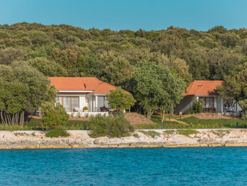 Villa Porto Bus Beachfront