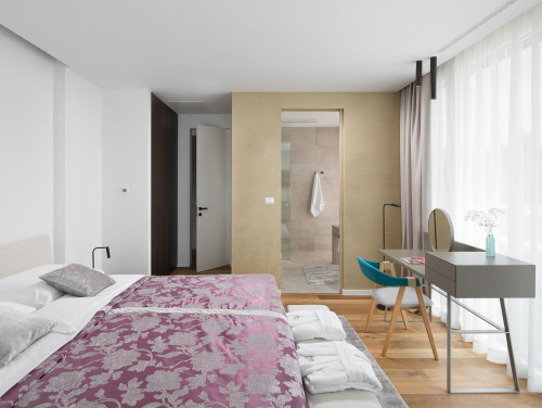 Villa Noble with outdoor and indoor pool