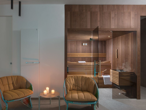 Villa Noble with outdoor and indoor pool