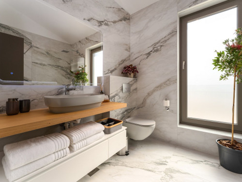 Luxury Villa Lipa Tree