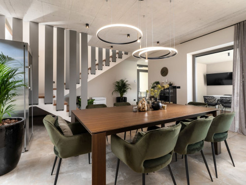 Luxury Villa Lipa Tree