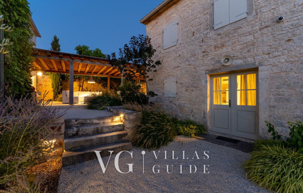 Villa Charlotta Garden and property exterior