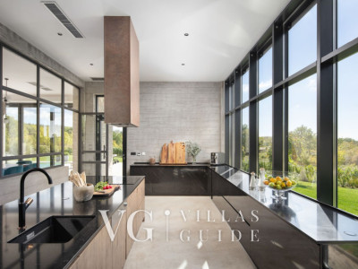 Villa Valens Residence Kitchen