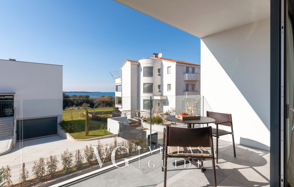 Villa Aruna Additional content