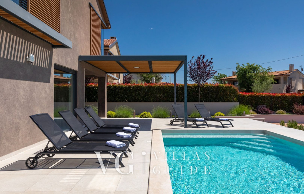 Villa Albona Piscina