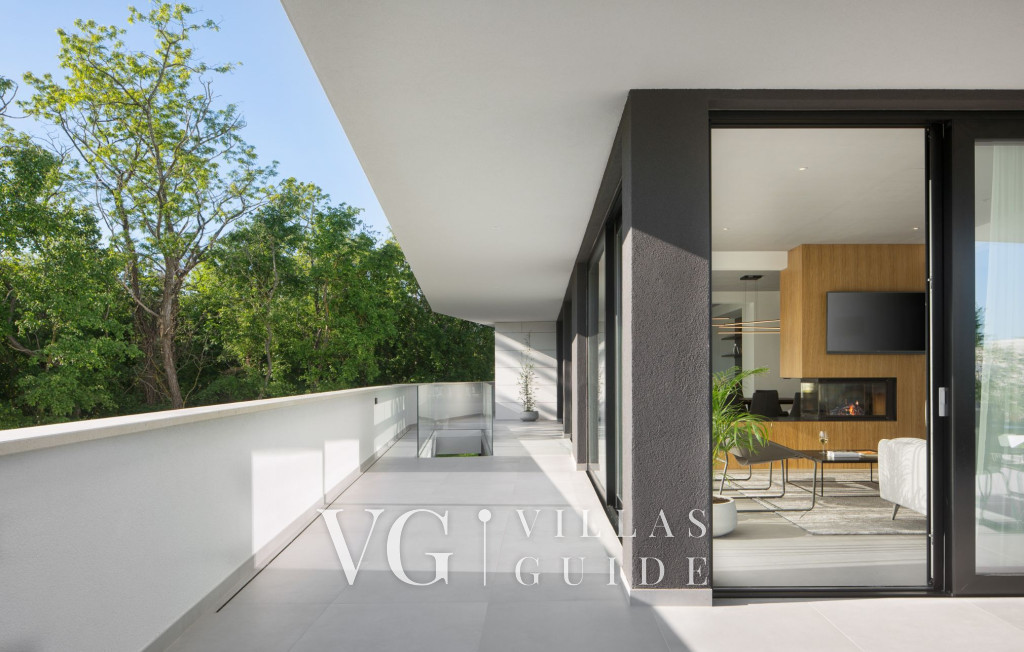 Villa 55 Additional content