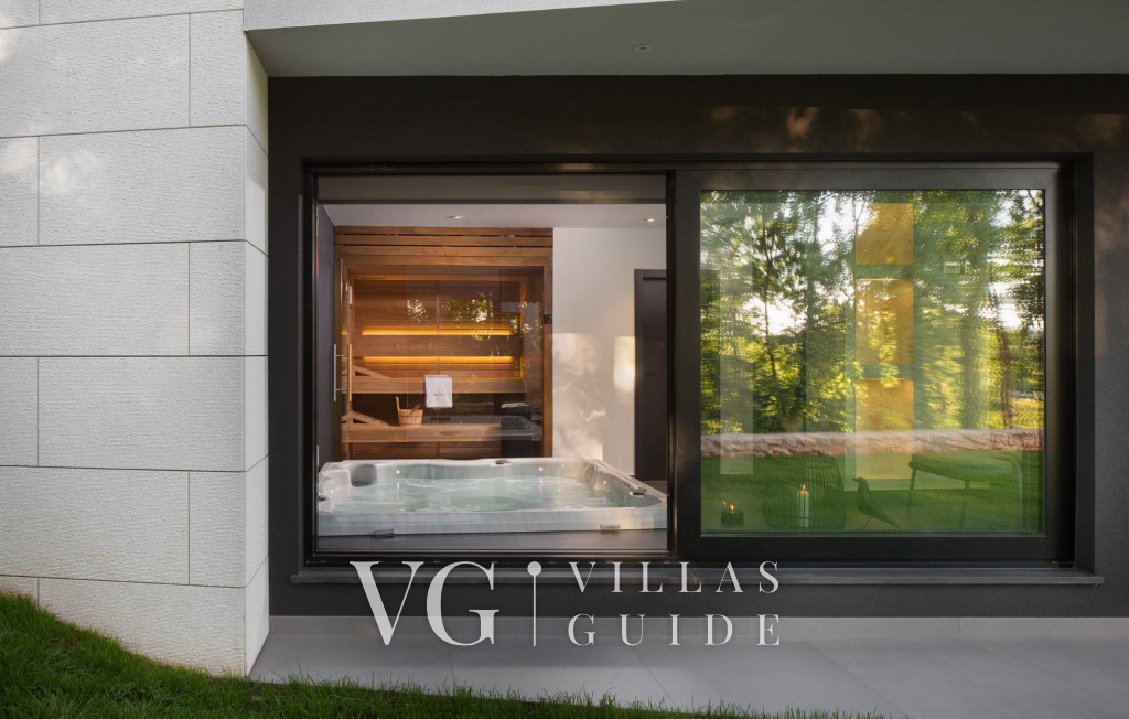 Villa 55 Additional content