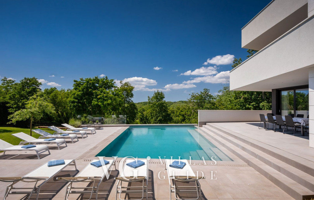 Villa 55 Garden and property exterior