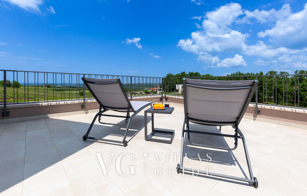 Villa Faloniga Bedroom