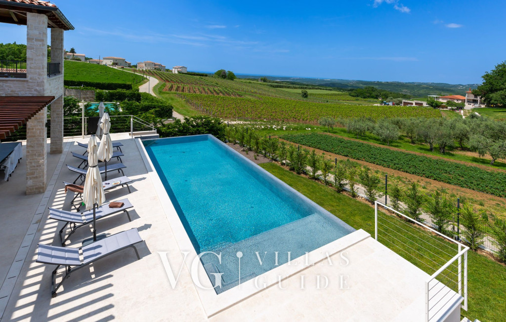 Villa Faloniga Additional content