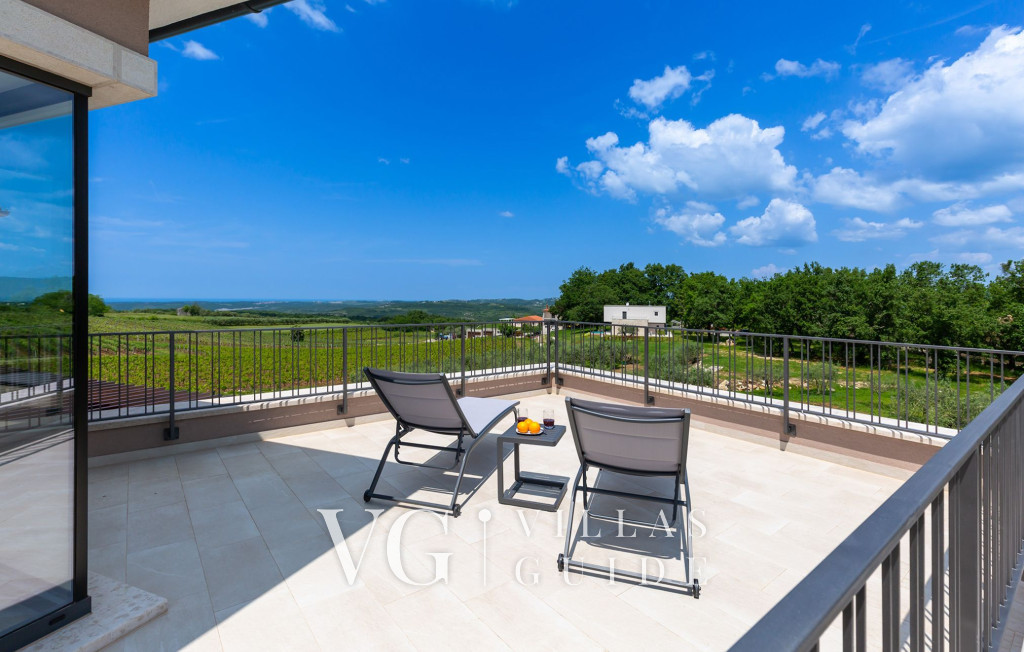 Villa Faloniga Bedroom
