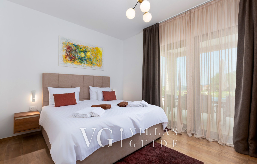 Villa Faloniga Bedroom