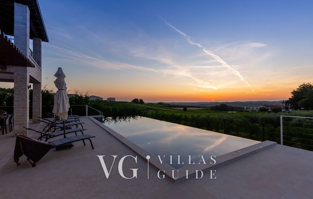 Villa Faloniga Additional content