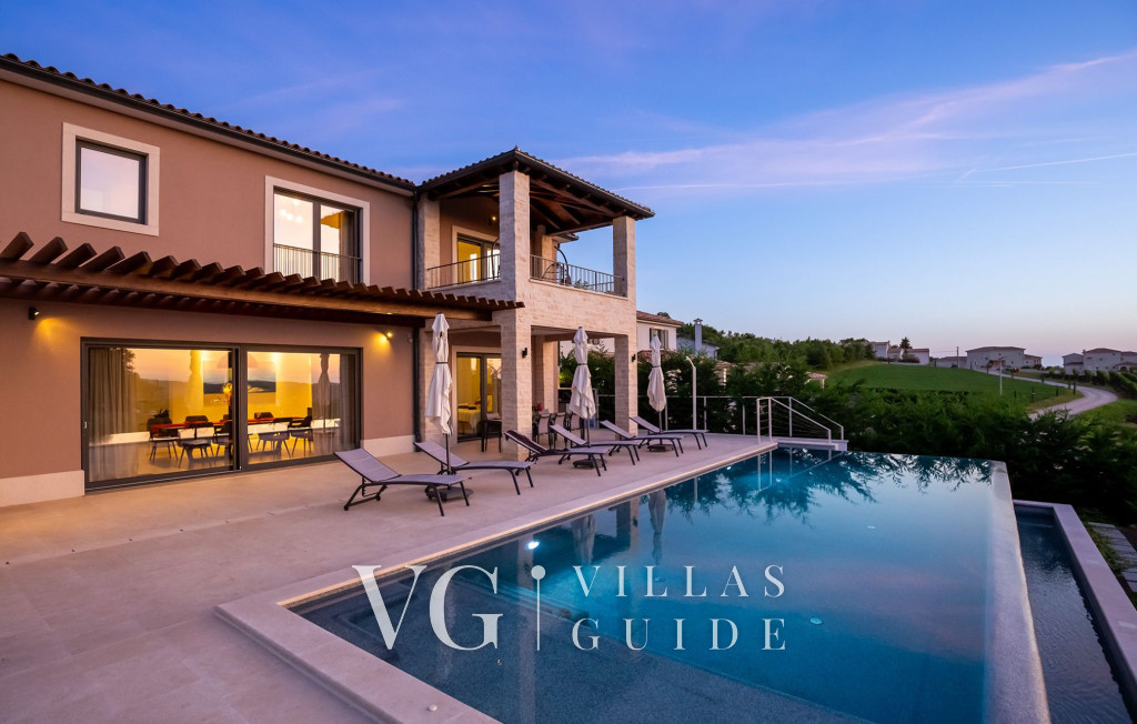 Villa Faloniga Additional content