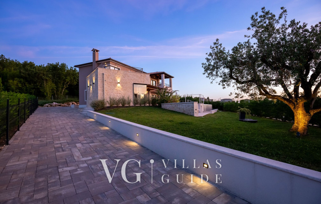 Villa Faloniga Additional content