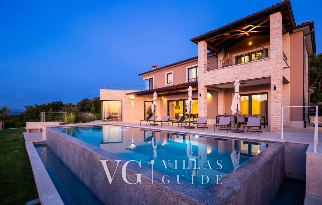 Villa Faloniga Additional content