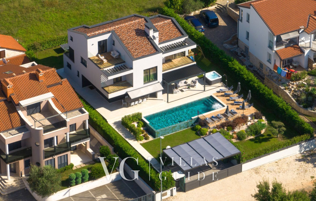 Villa Sunset View Garden and property exterior