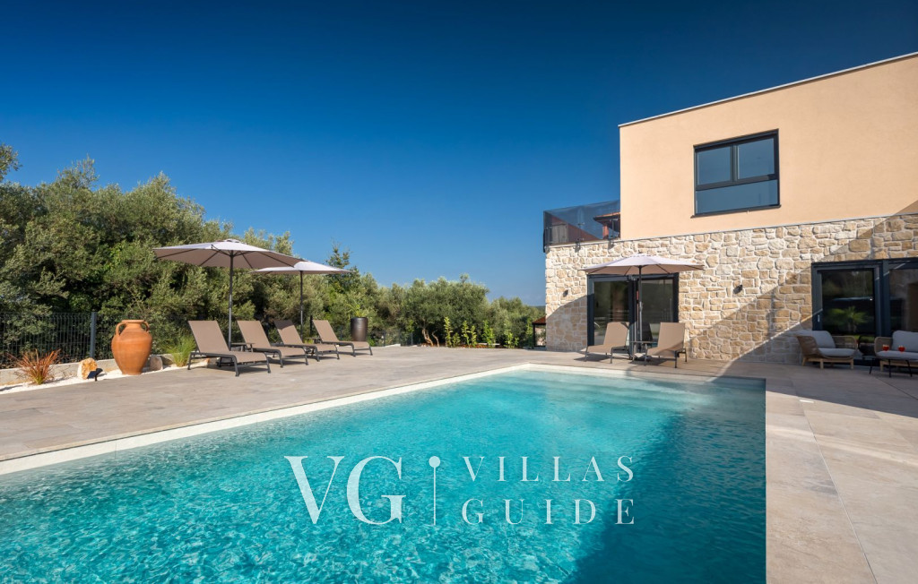 Villa Ava Piscina