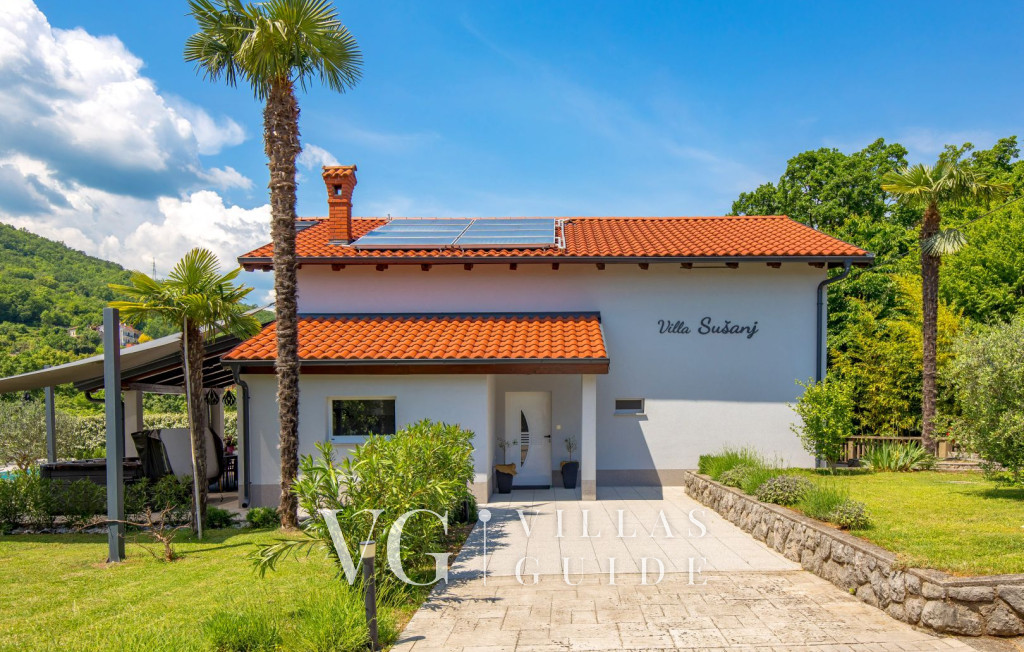 Villa Sušanj Garden and property exterior