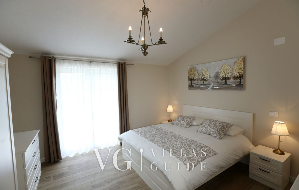 Villa La Graziosa Bedroom