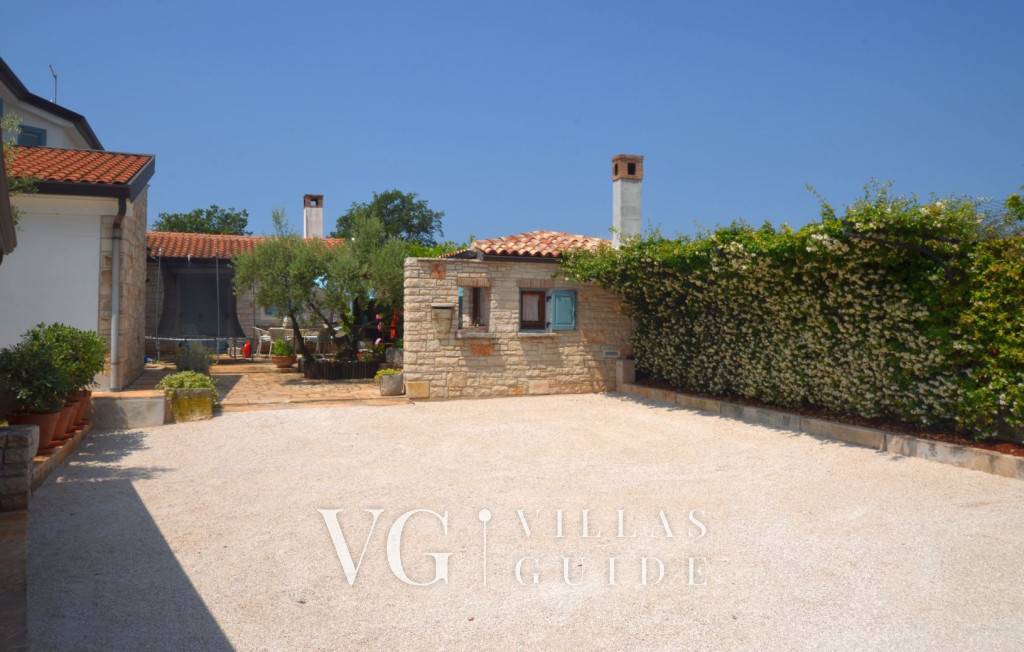 Villa Šverko Garten und Außenbereich