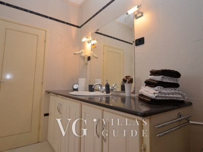 Villa Šverko Badezimmer