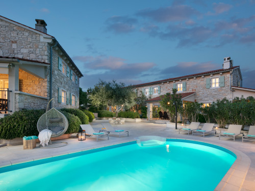 Comfort Residence Pietre d'Istria with shared pool