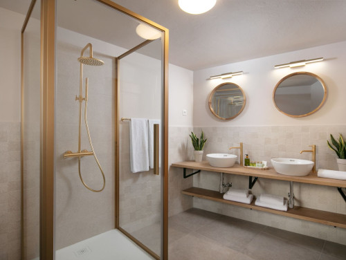 Standard Residence Pietre d'Istria with shared pool