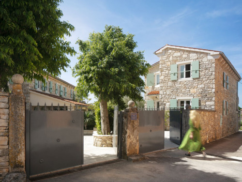 Superior Residence Pietre d'Istria with shared pool