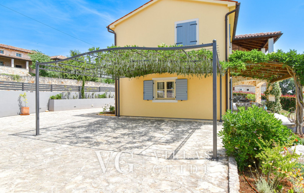 Villa Azzurra - Sv. Lovreč Garden and property exterior