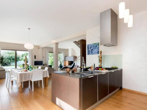 Sunny Summer House 4*