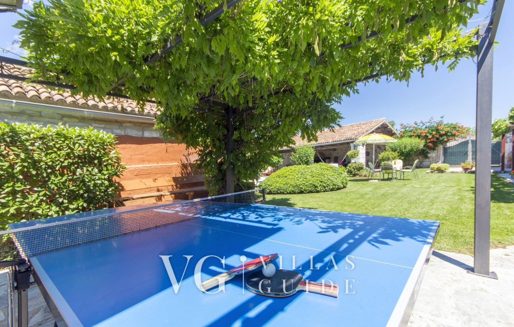 Villa Captain Morgan Zusatzinhalte