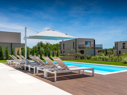 Villa Rosalie with Sauna & Pool