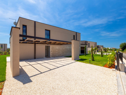 Villa Rosalie with Sauna & Pool