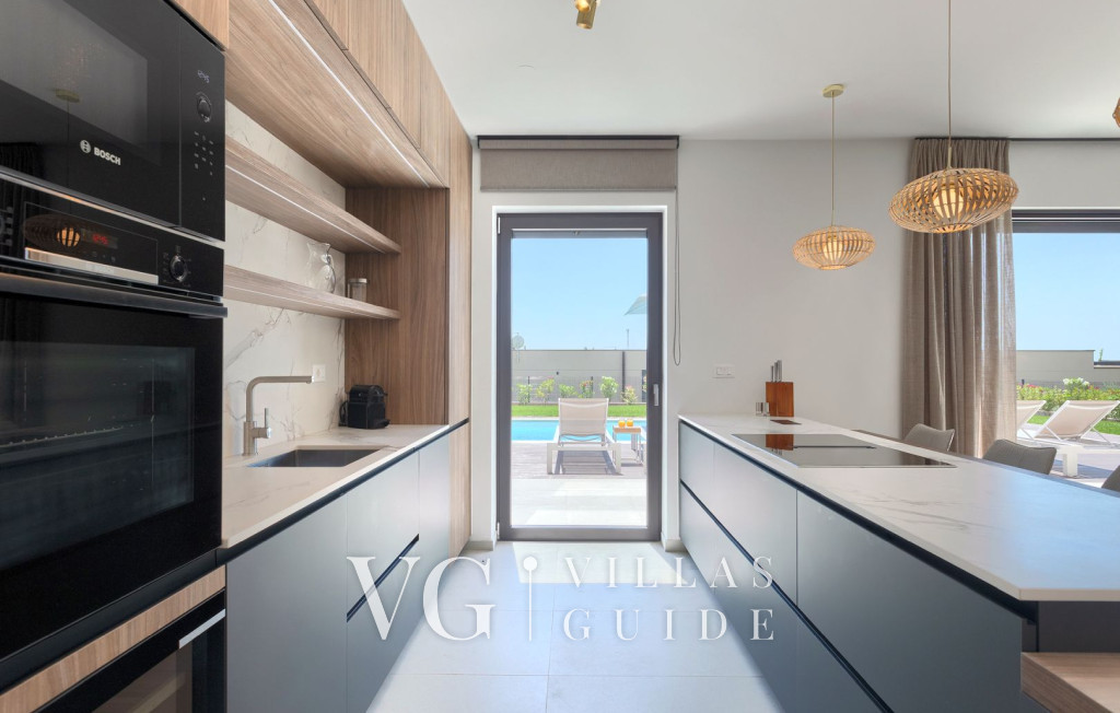 Villa Rosalie with Sauna & Pool Cucina