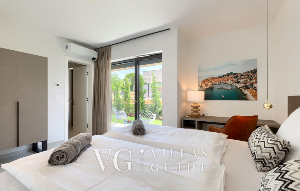 Villa Rosalie with Sauna & Pool Camera da letto