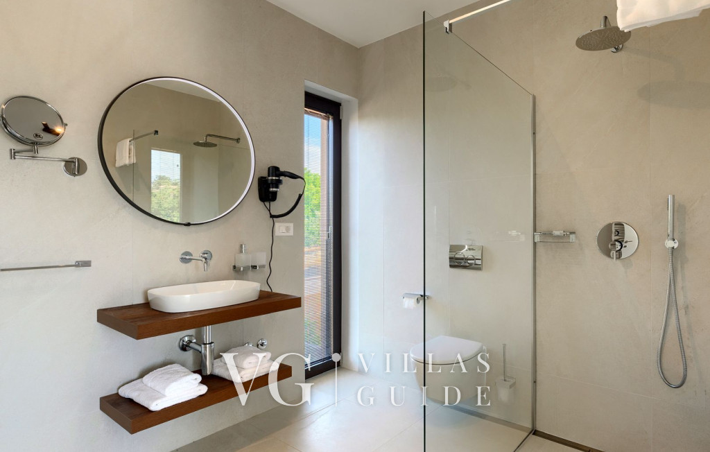 Villa Rosalie with Sauna & Pool Bagno