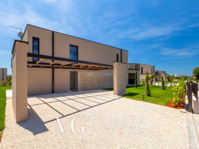 Villa Rosalie with Sauna & Pool