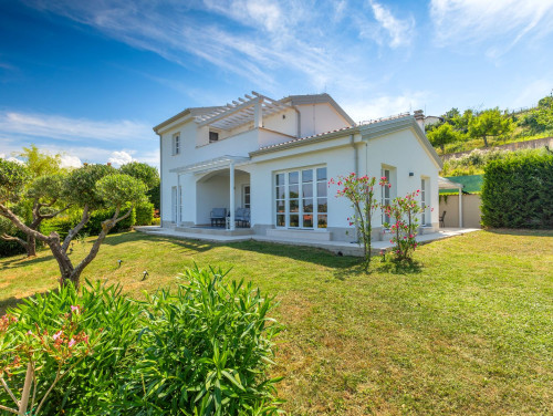 Casa Garden Contesses