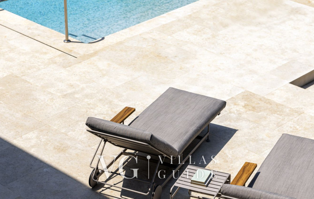 Pical Beach House Pool