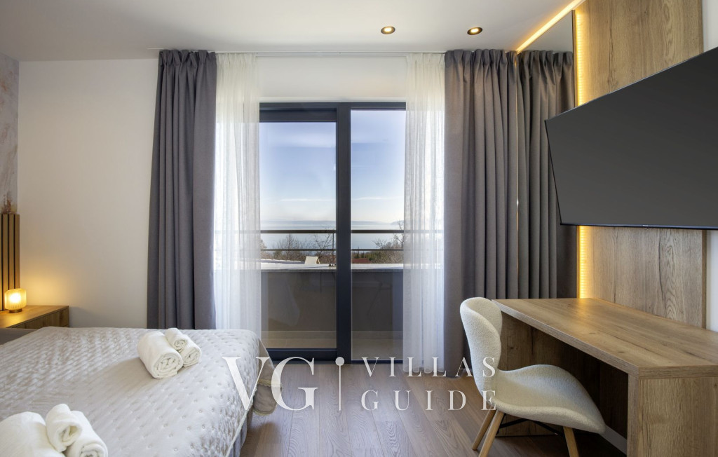 Casa Fani with seaview & pool & wellness Bedroom