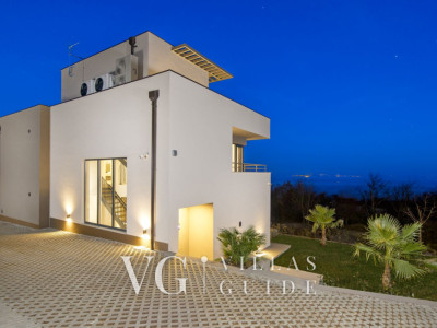 Casa Fani with seaview & pool & wellness Garden and property exterior