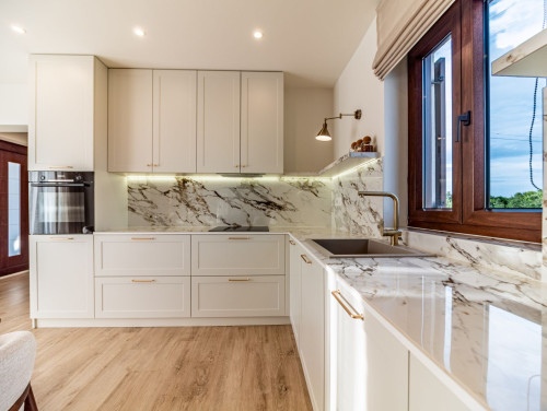 Modern Istrian Villa Lere with Pool, BBQ Lounge & Activities