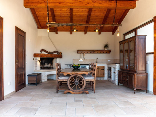 Modern Istrian Villa Lere with Pool, BBQ Lounge & Activities