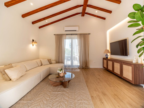 Modern Istrian Villa Lere with Pool, BBQ Lounge & Activities